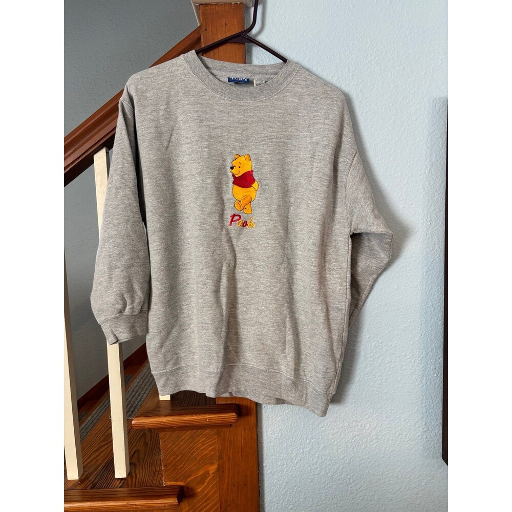 Winnie the Pooh Disney vtg Y2K L embroidered gray sweatshirt spellout